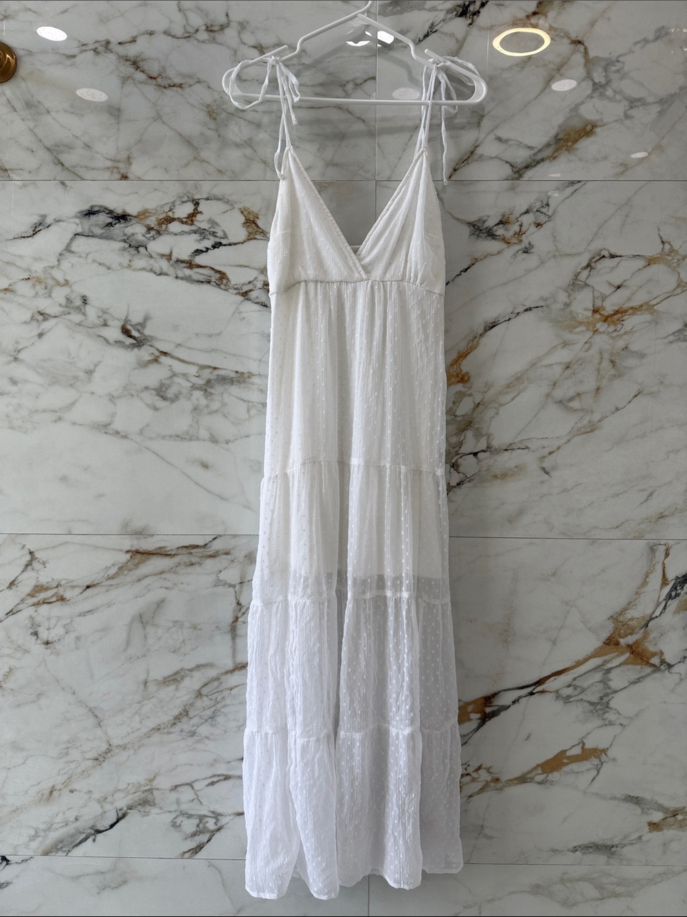 Abercrombie & Fitch White Swiss-Dot Tie-Shoulder Maxi Dress